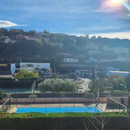 Charles Yourhosthelper Apartamento Saint-Raphaël