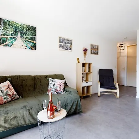 Charles Yourhosthelper Saint-Raphael (Var)